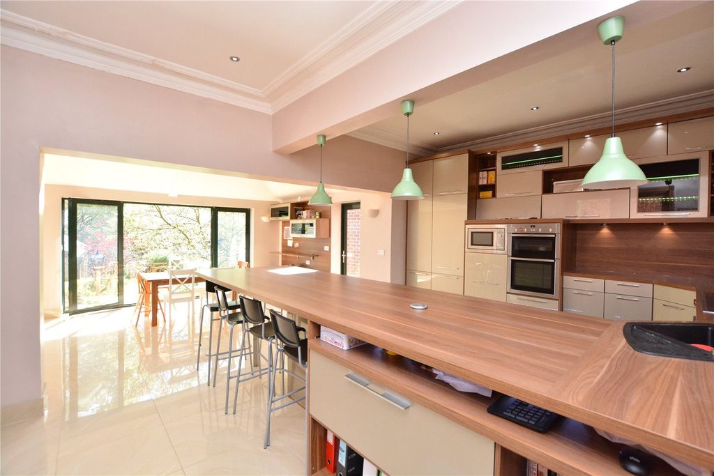 Property photo 3 of 20 Picture No. 37