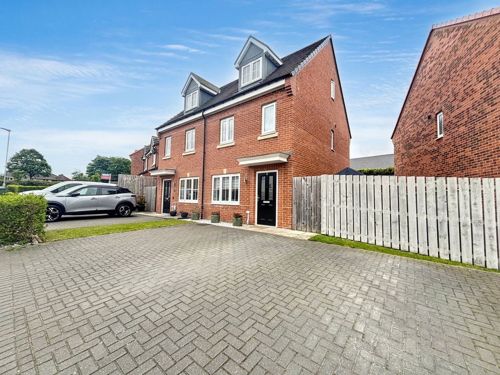 Property photo 1 of 24