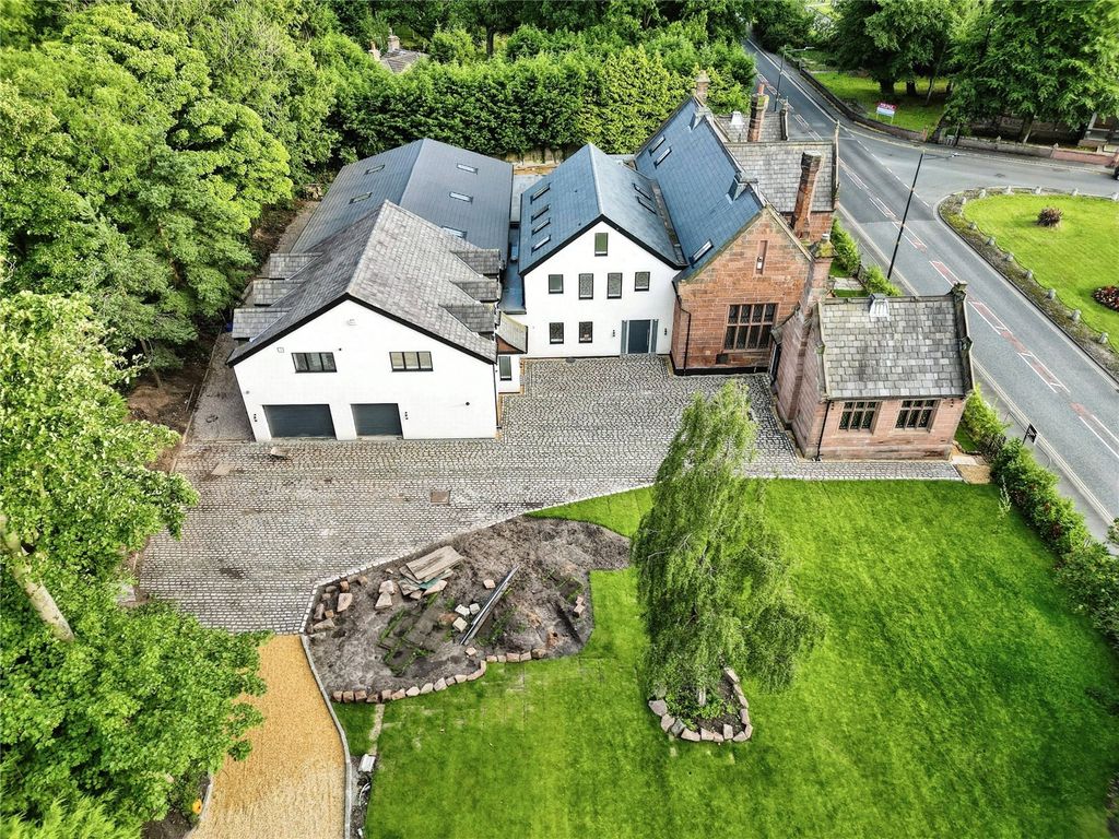 Property photo 3 of 50 Picture No. 32