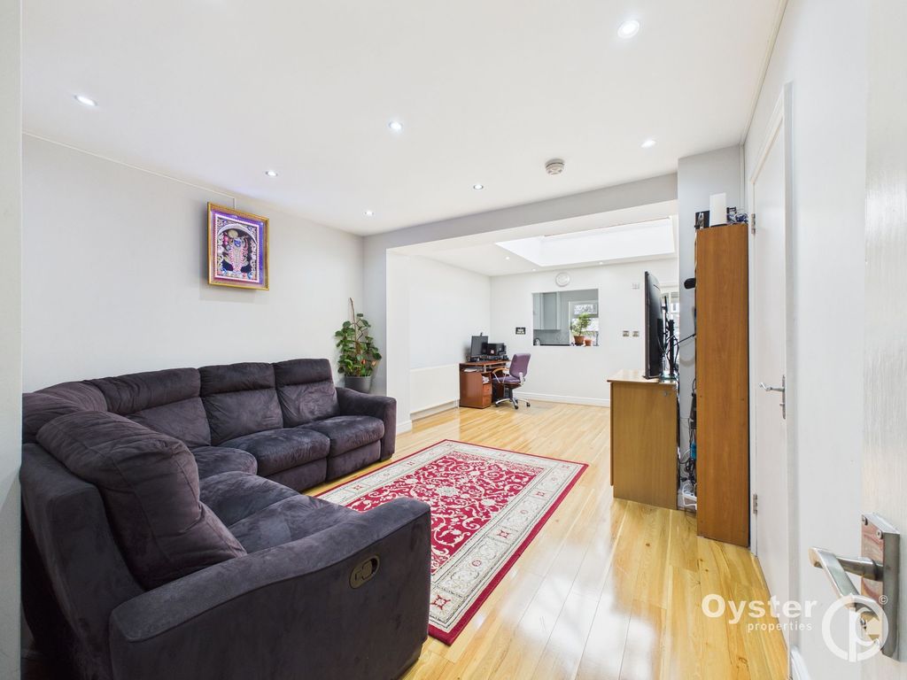 Property photo 2 of 13 Reception