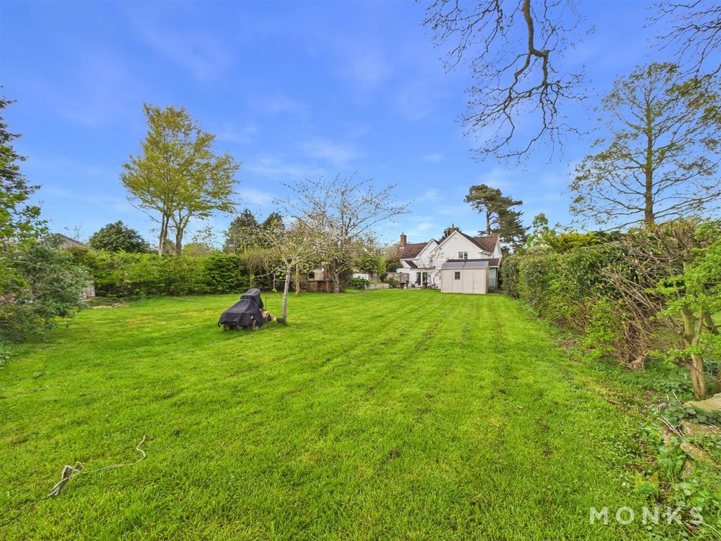 Property photo 2 of 47 Cam01348G0-Pr0808-Still052.Jpg