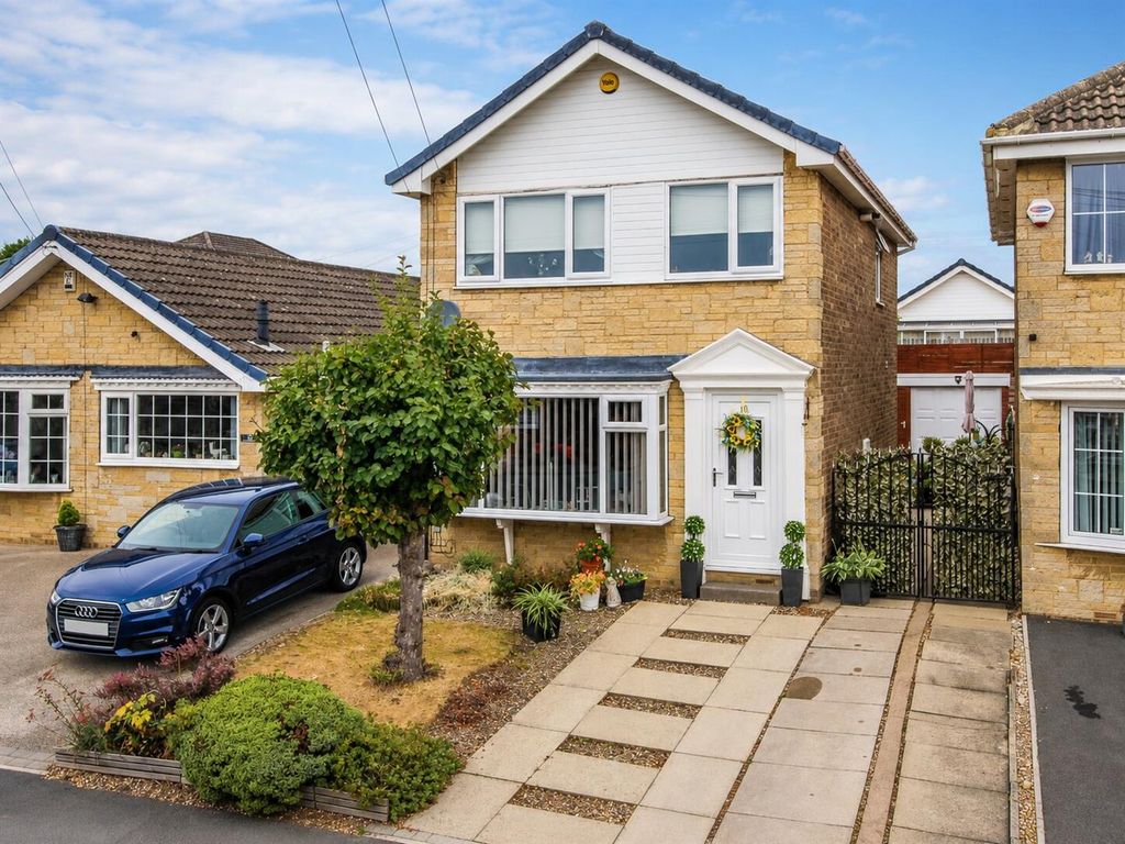 Property photo 1 of 11