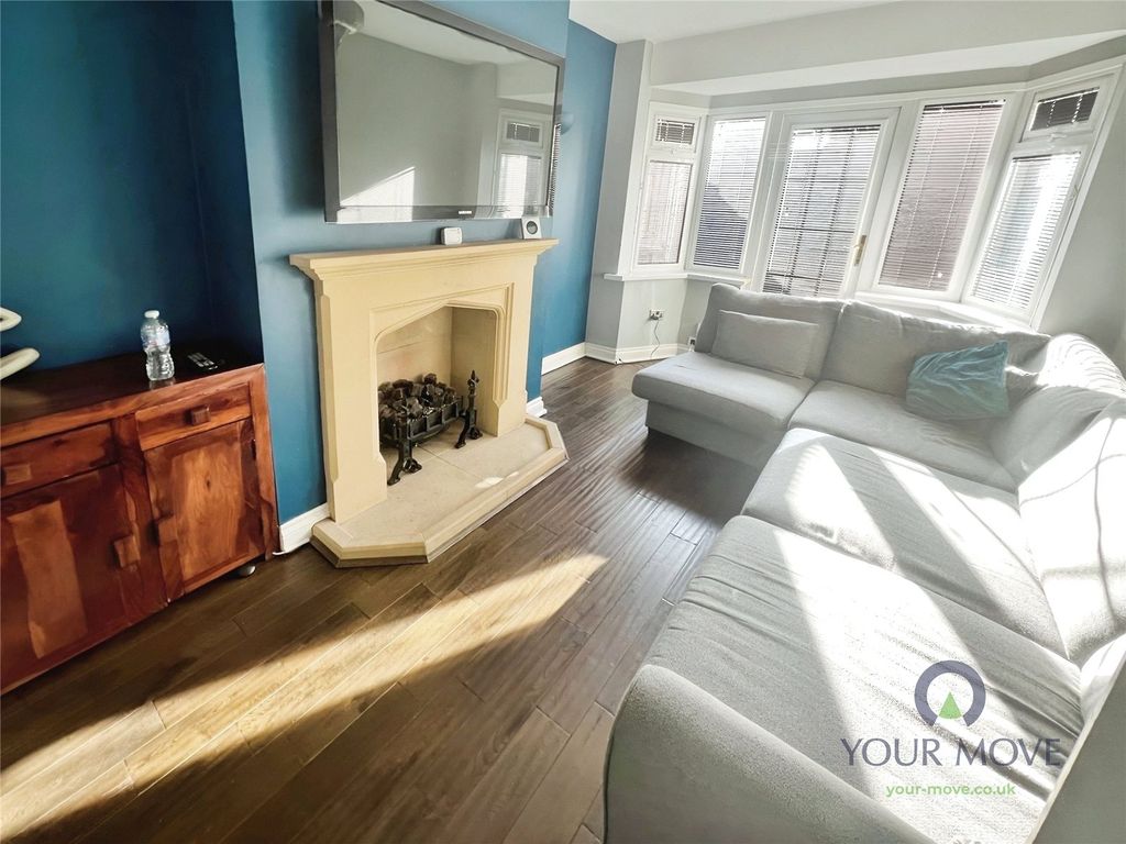 Property photo 2 of 17 Rear Reception Room