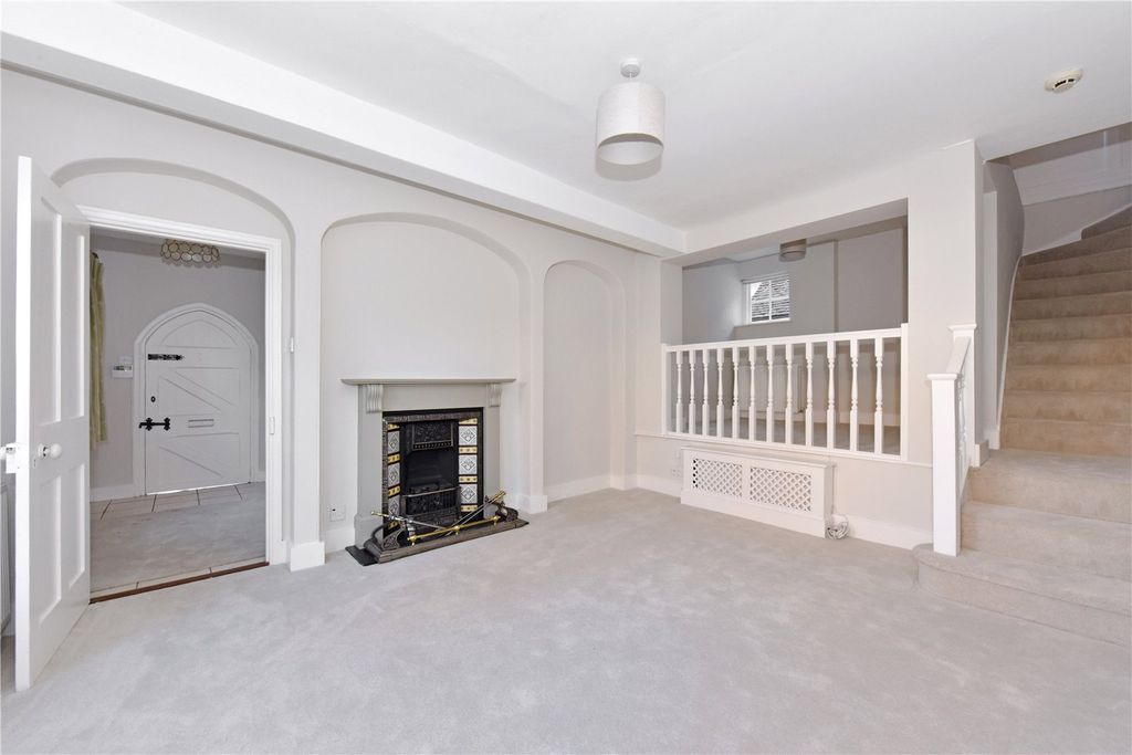 Property photo 3 of 13 Sitting Room