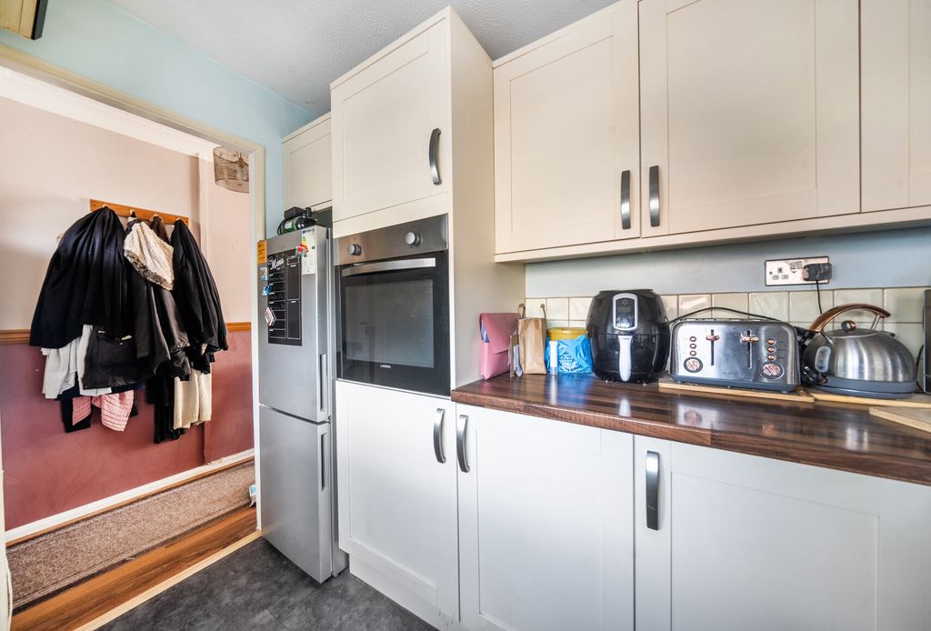Property photo 2 of 9 1343174-14-68B1E7...