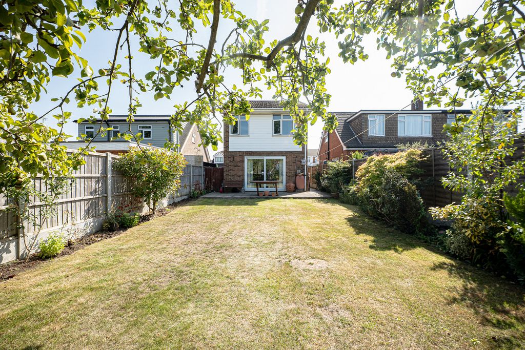 Property photo 2 of 21