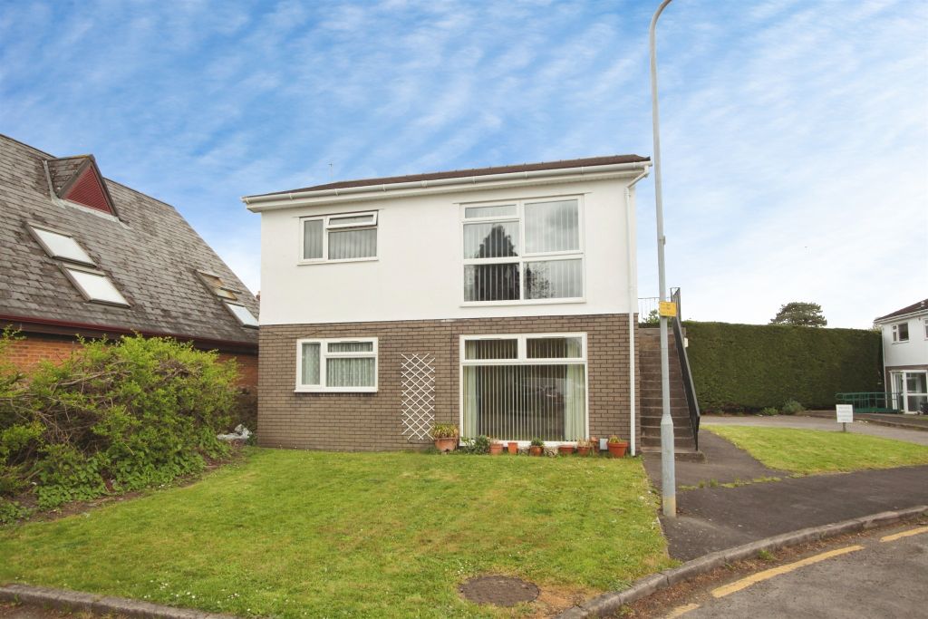 Property photo 1 of 14