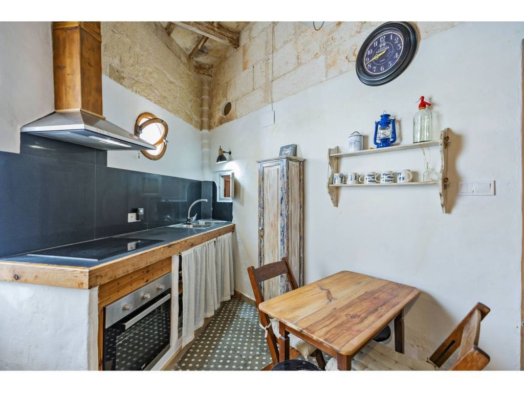 Property photo 3 of 30