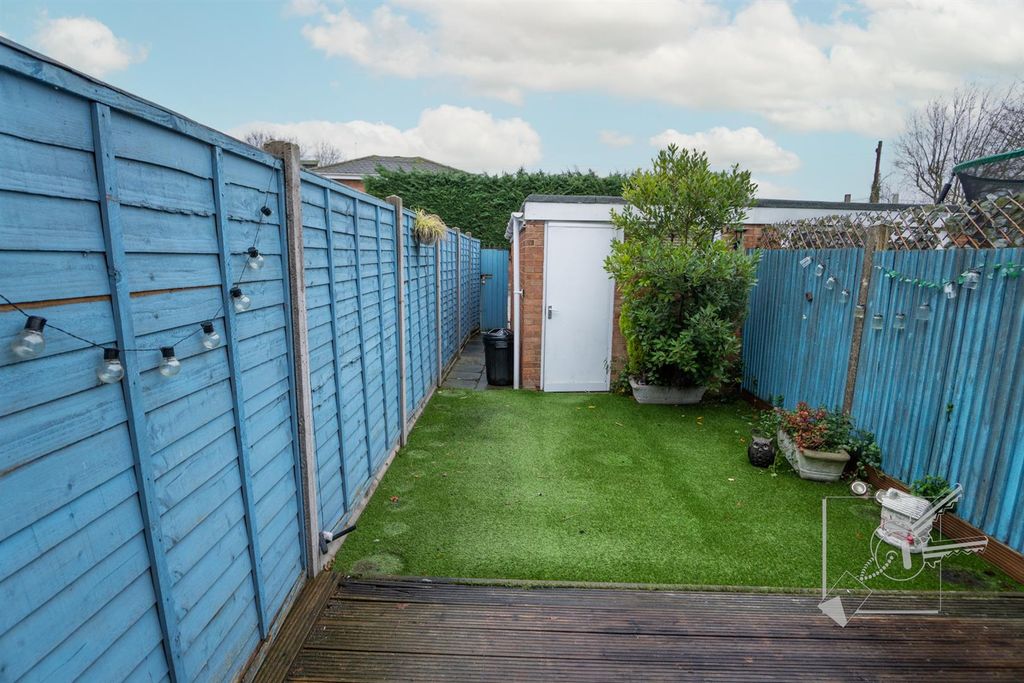 Property photo 2 of 22 Rear Garden