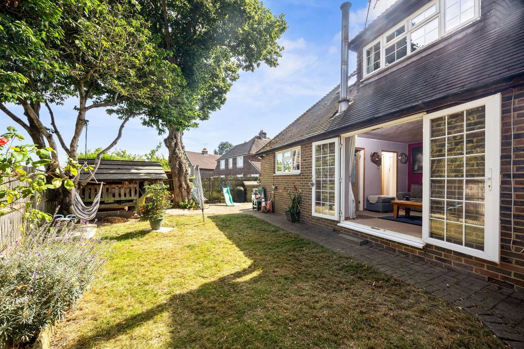 Property photo 1 of 19