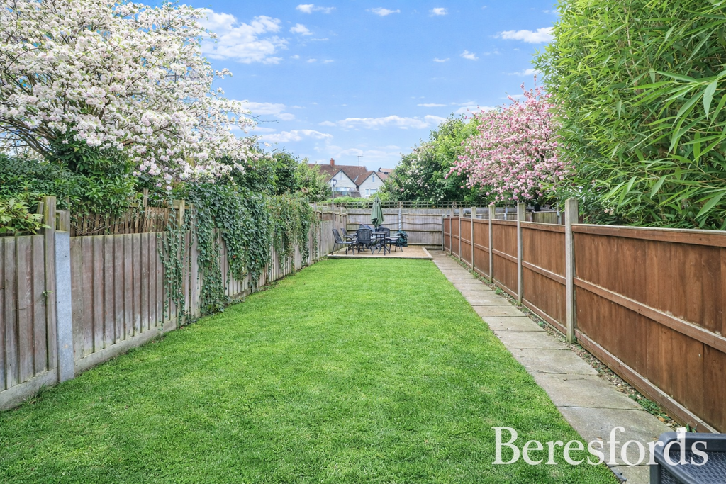 Property photo 2 of 13 Picture No. 24