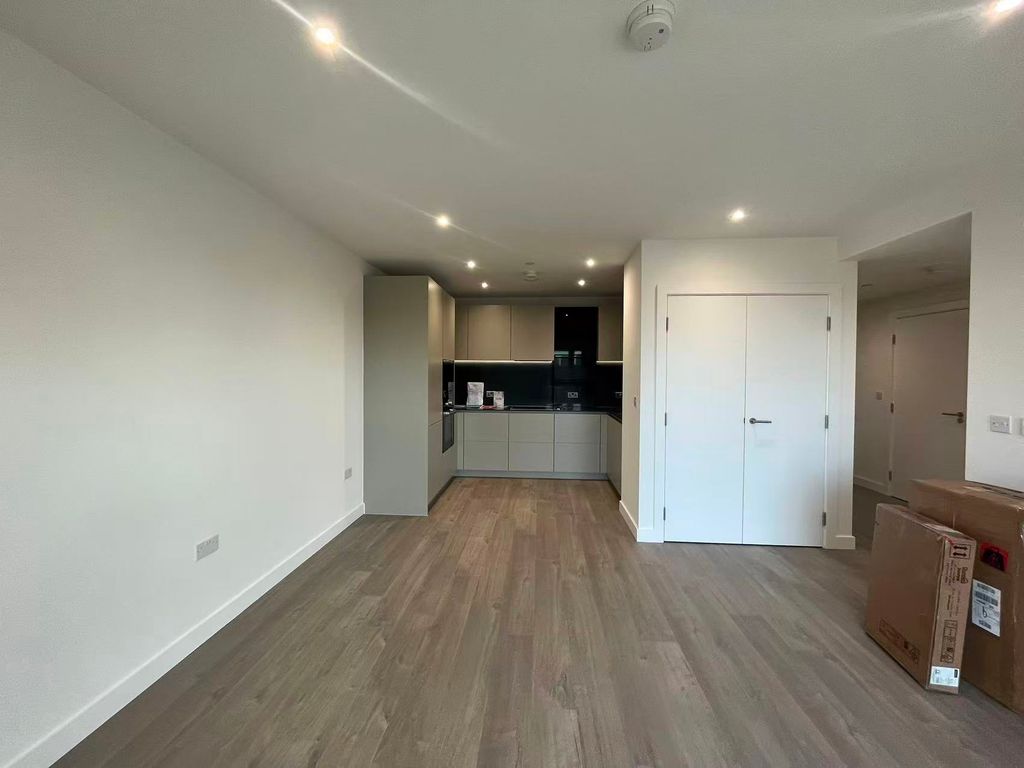 Property photo 1 of 6
