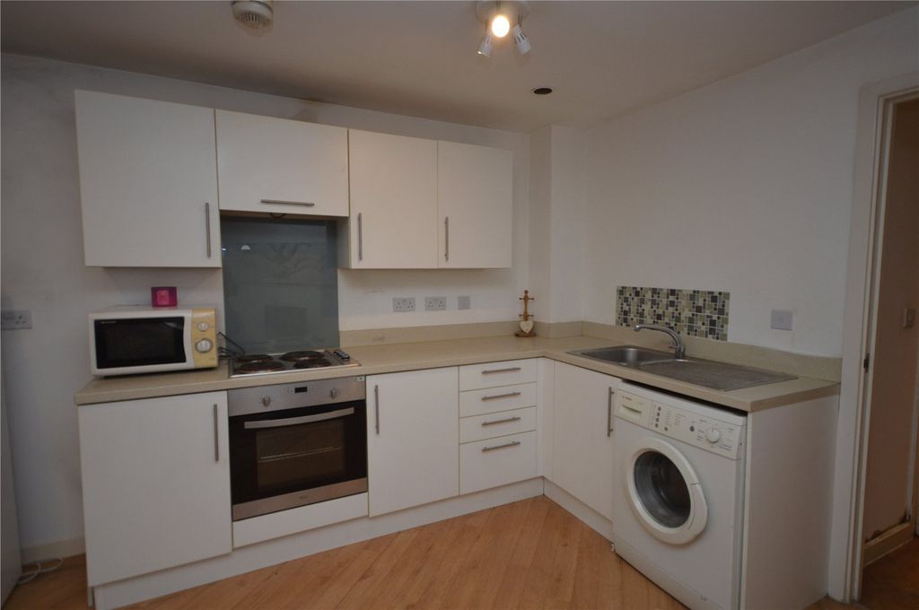 Property photo 2 of 4 Picture No. 05