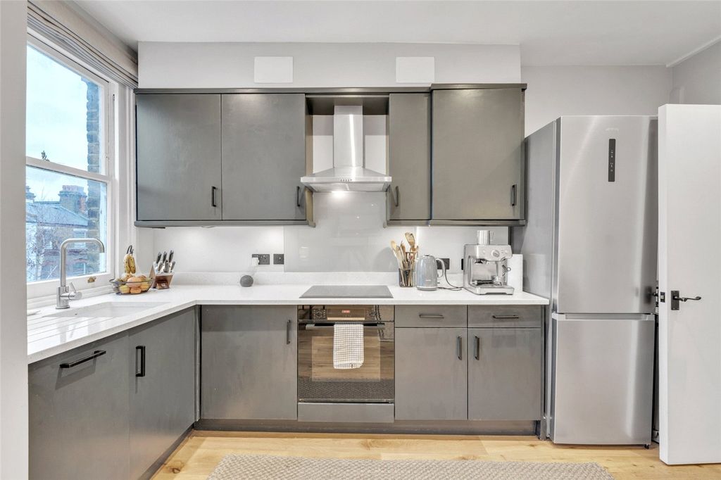 Property photo 3 of 15 Picture No. 21