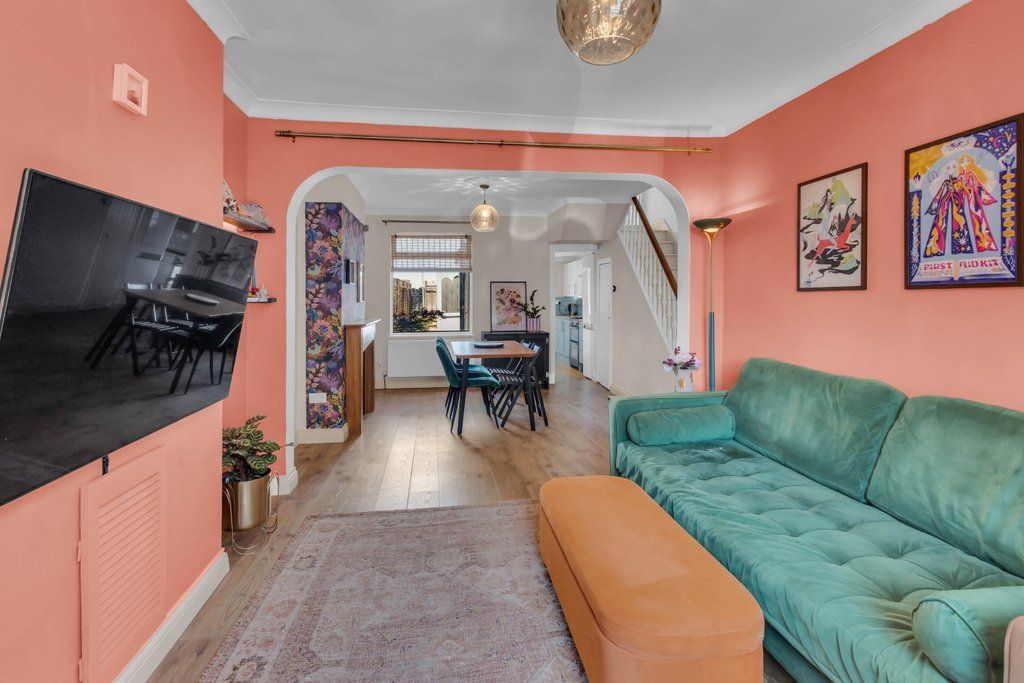Property photo 3 of 18