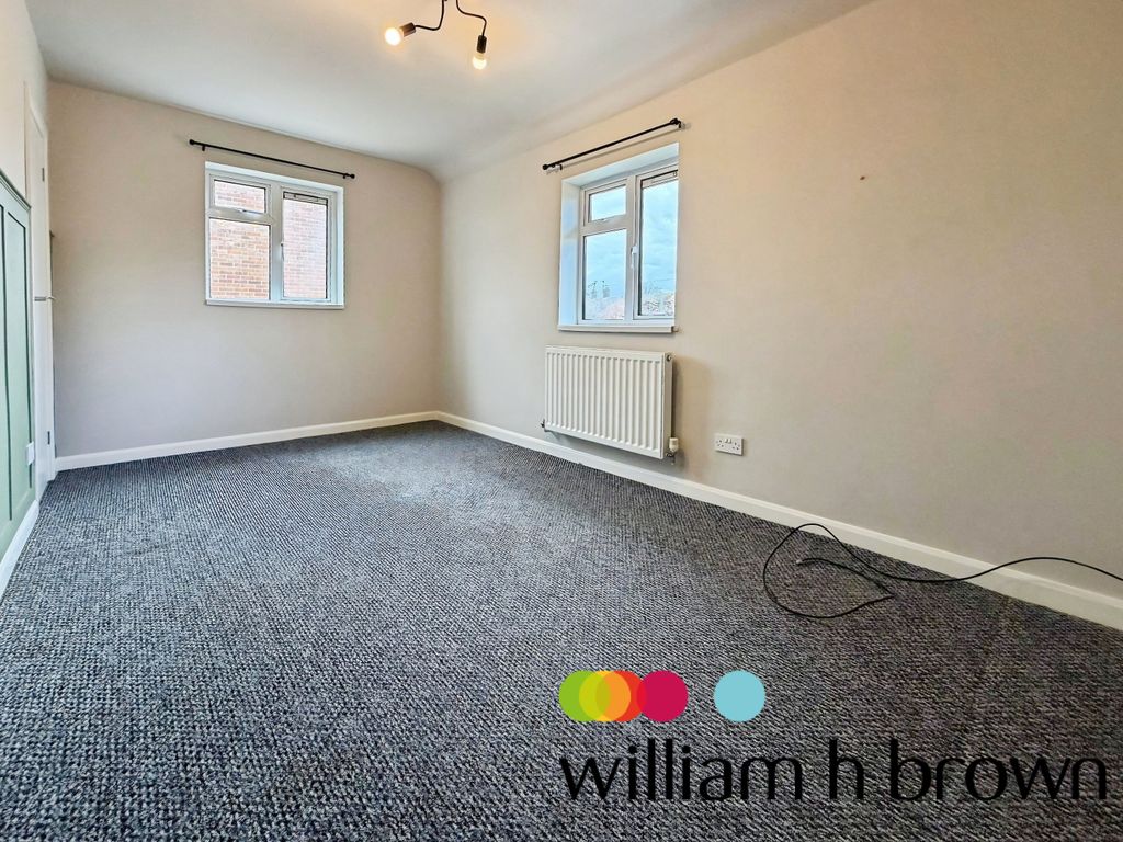 Property photo 3 of 7 Bedroom 2