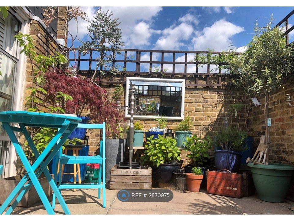 Property photo 1 of 10 Garden