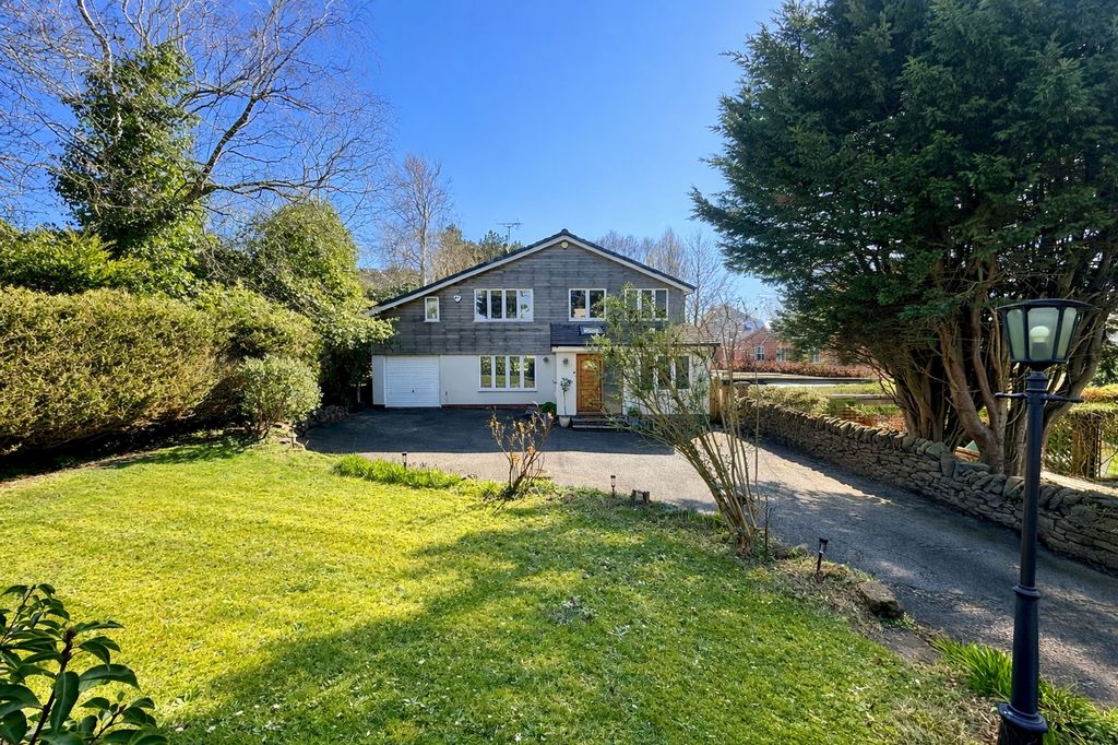 Property photo 1 of 27