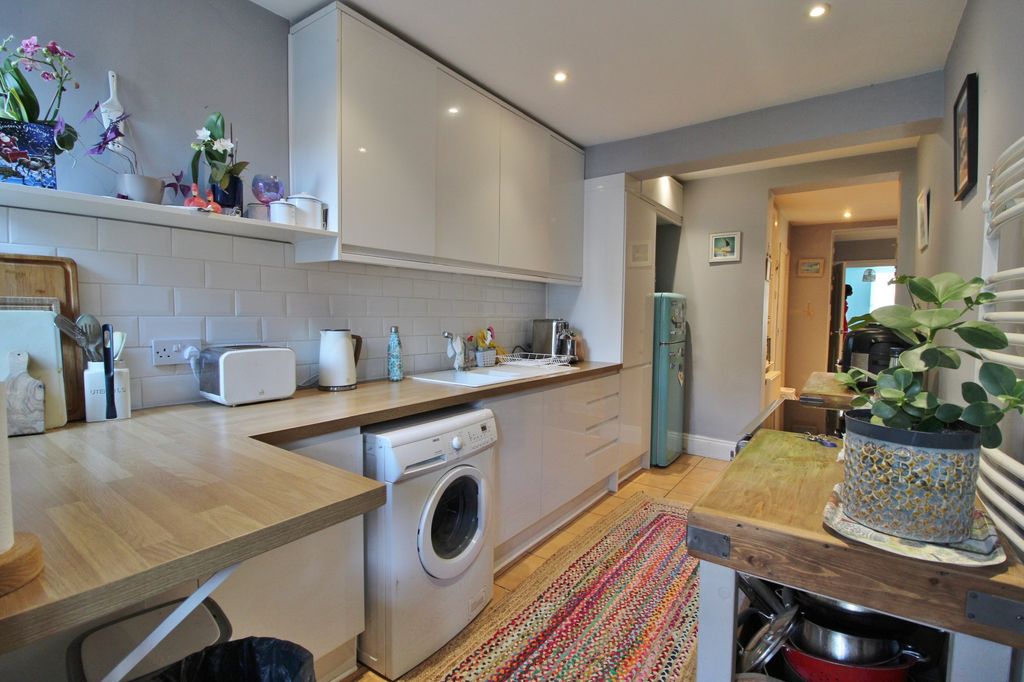 Property photo 3 of 26