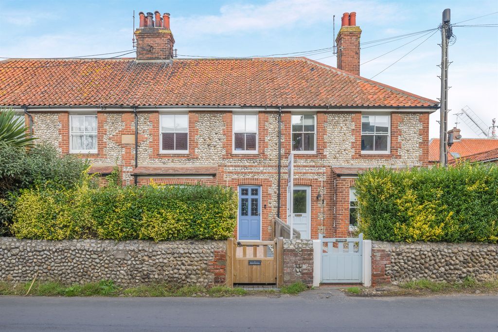 Property photo 1 of 12