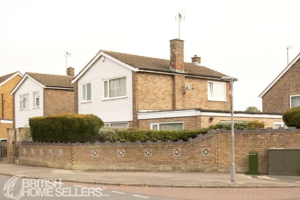 Property photo 2 of 13 Picture No. 11