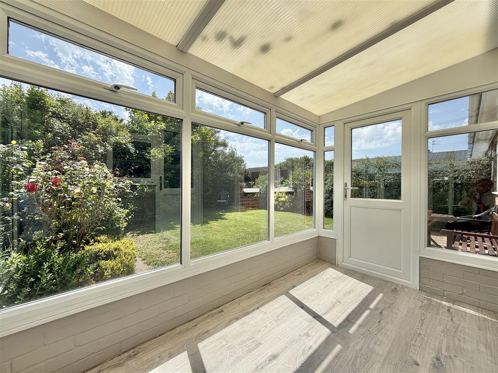 Property photo 3 of 15 Conservatory
