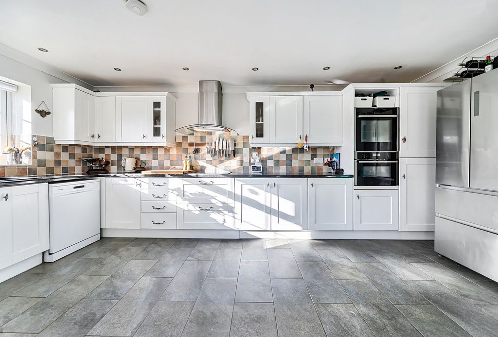 Property photo 3 of 15 1535062 (7).Jpg