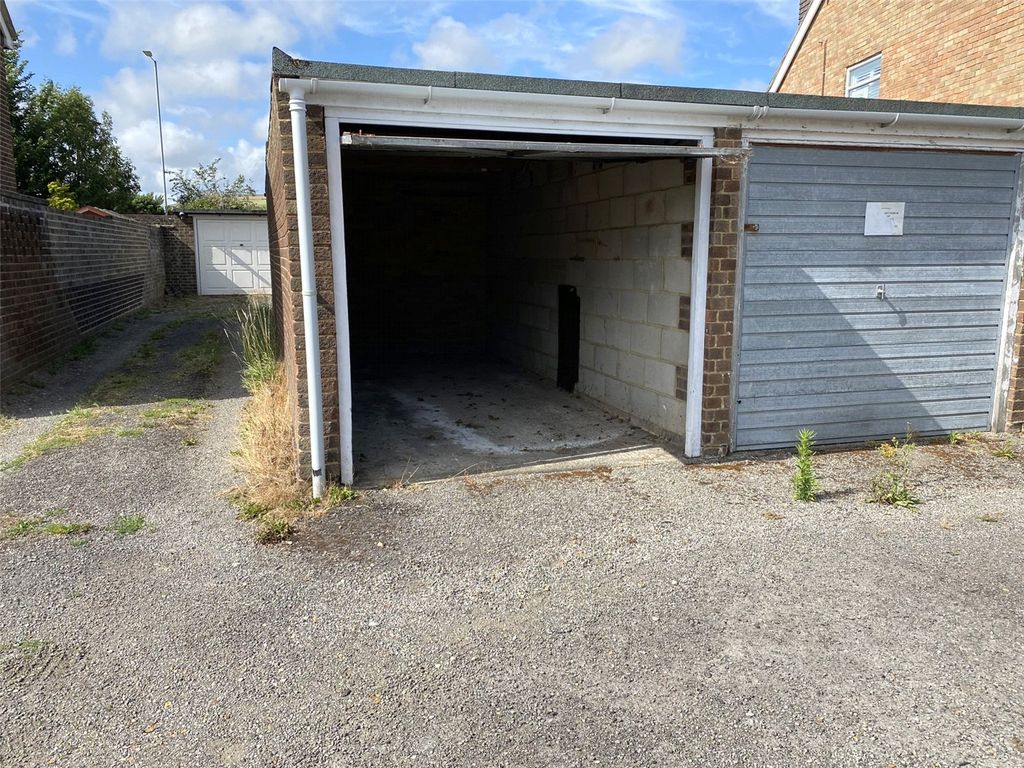 Property photo 2 of 3 Picture No. 07