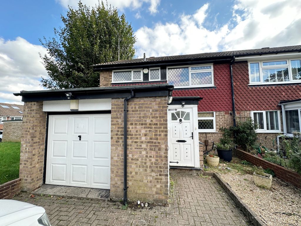 Property photo 3 of 12