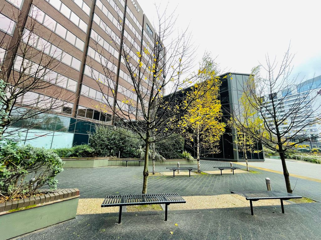 Property photo 2 of 12