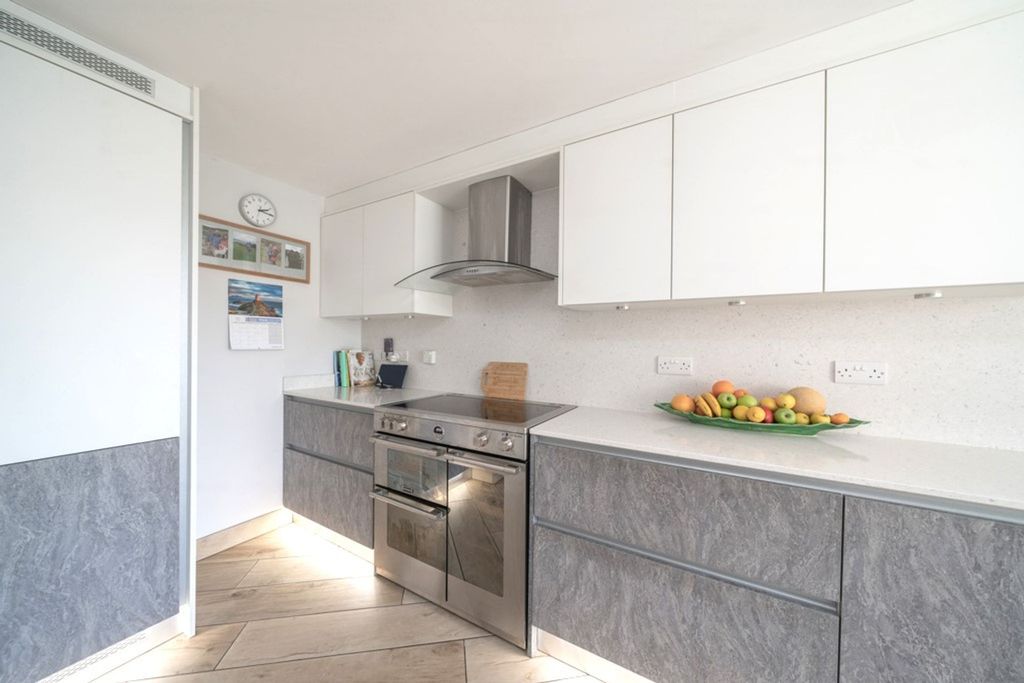 Additional image 5 of 5 bed detached house for saleMayflower Close, Glossop SK13
