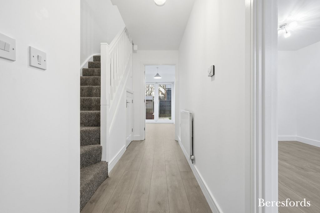 Property photo 2 of 22 Picture No. 07