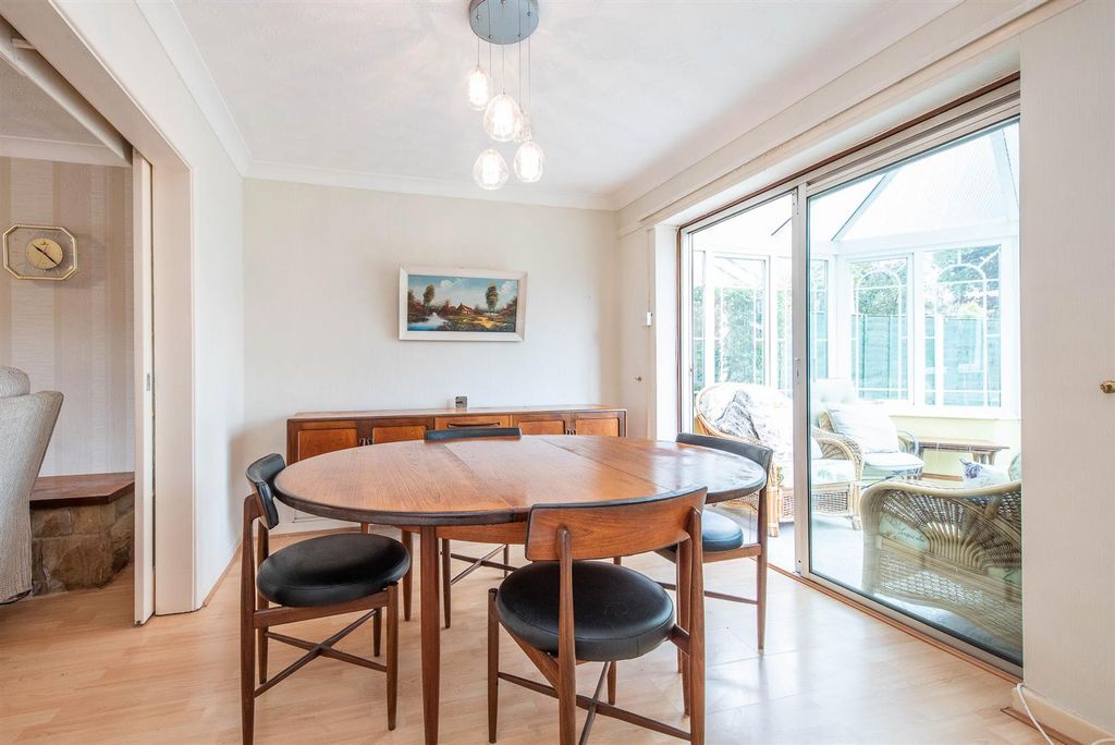 Property photo 3 of 27 Dining Room