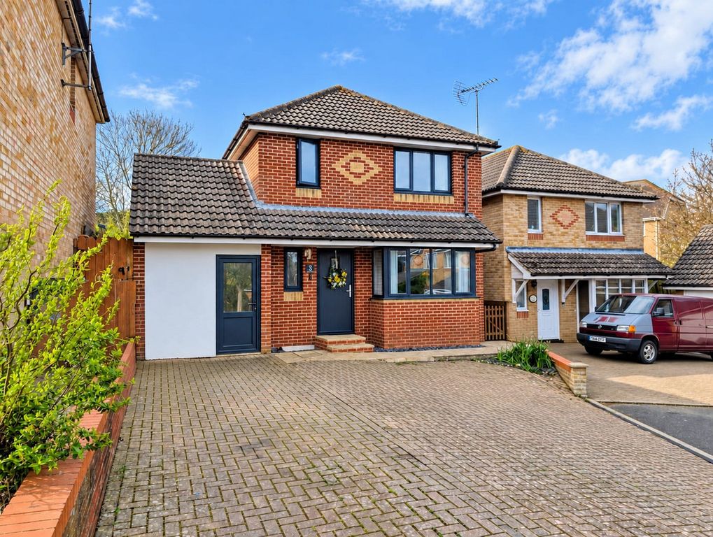 Property photo 1 of 19