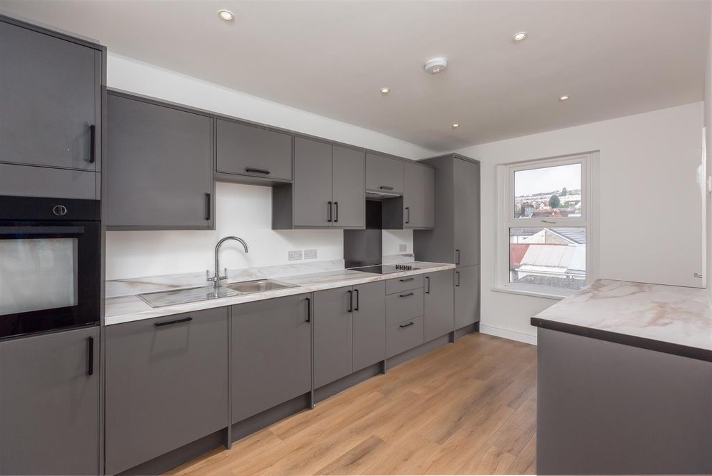 Property photo 1 of 25 Cz0A8775.Jpg