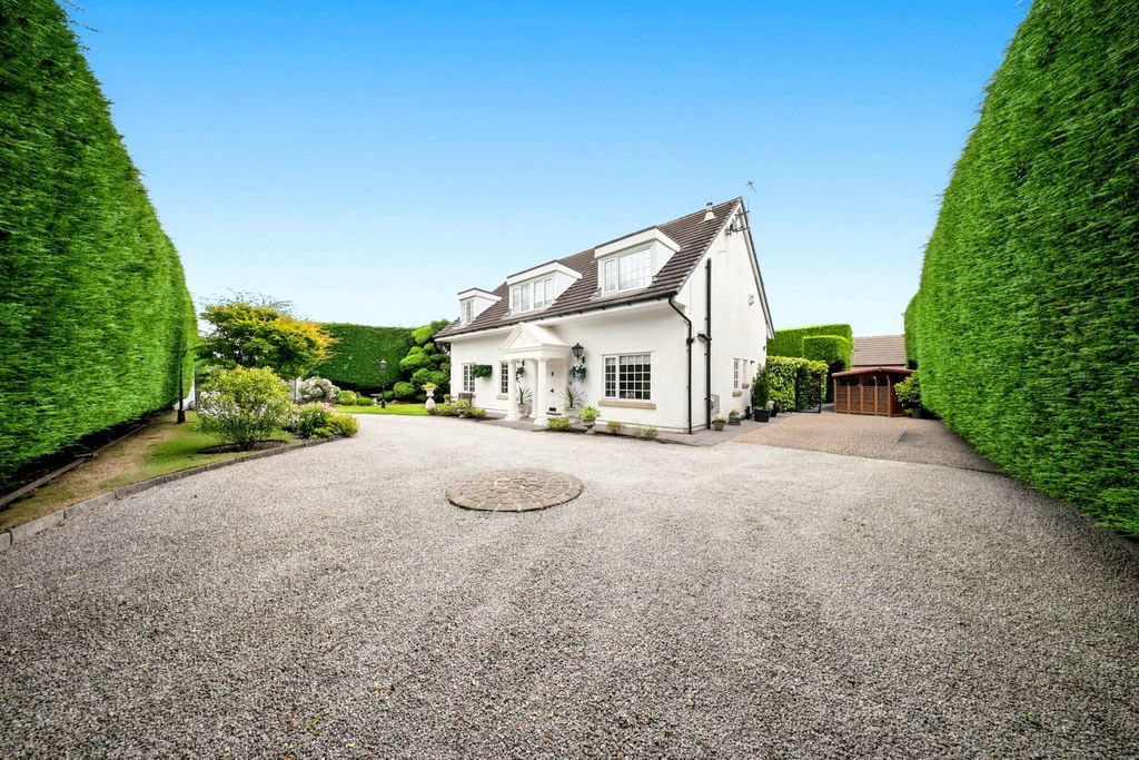 Property photo 2 of 70