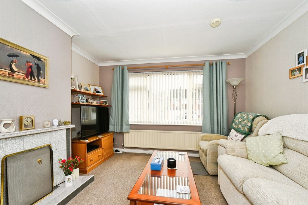 Property photo 3 of 22