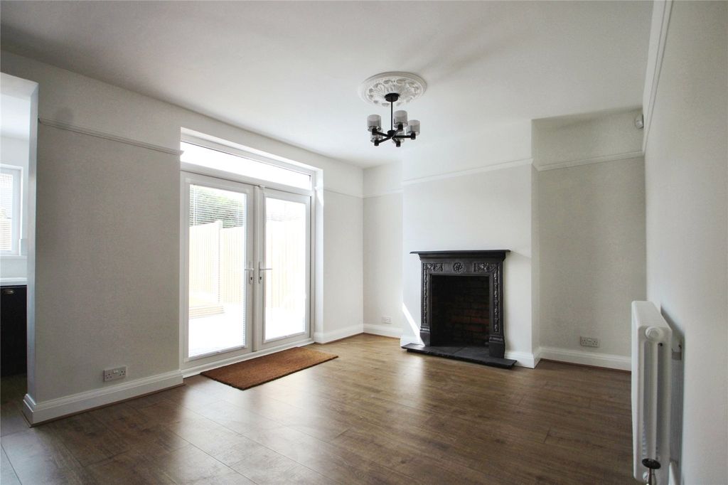 Property photo 2 of 10 Picture No. 35