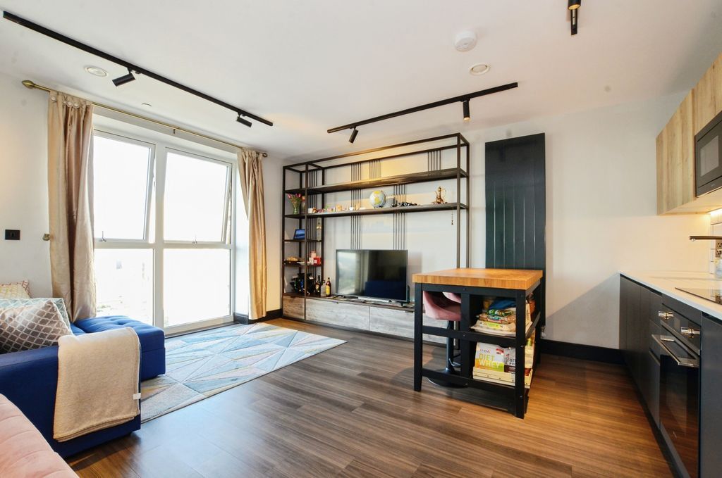 Property photo 1 of 21 1