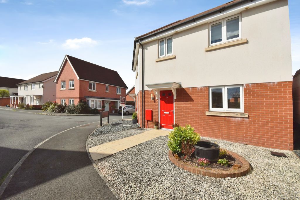 Property photo 1 of 20