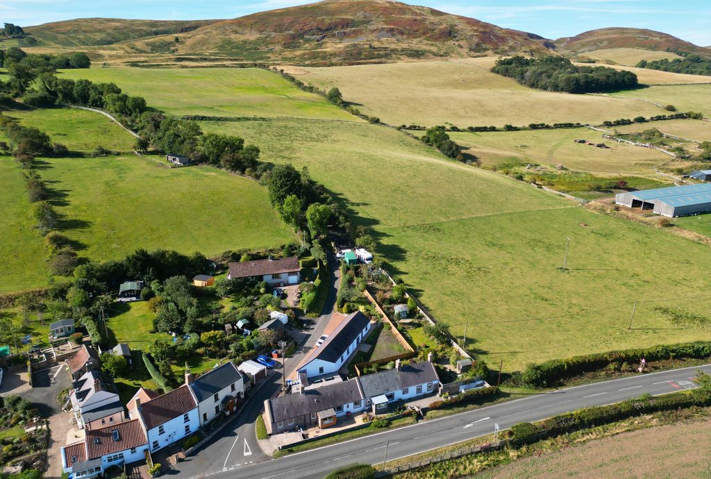 Property photo 1 of 38 Untitled Design