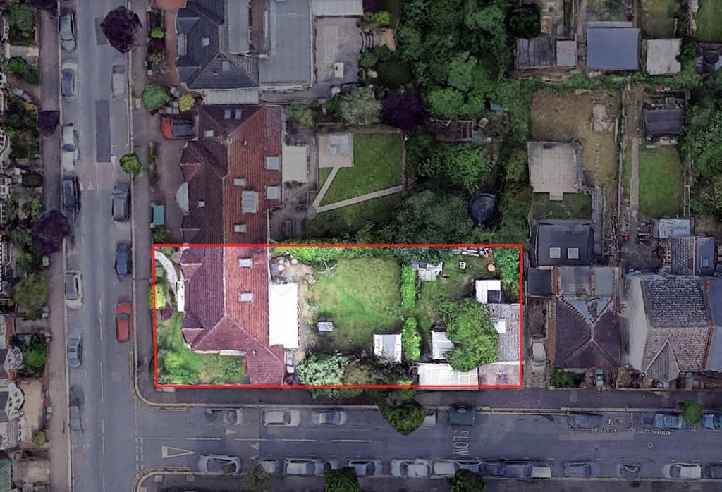 Property photo 1 of 22