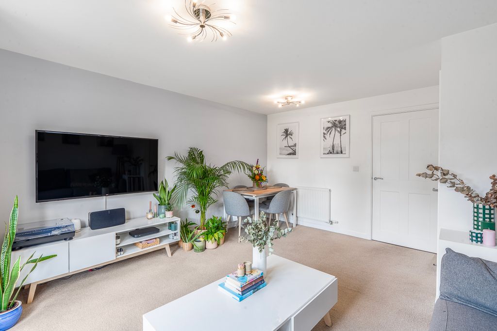 Property photo 2 of 11 Img_2171.Jpeg