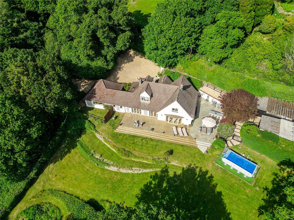 Property photo 1 of 38 Picture No. 40
