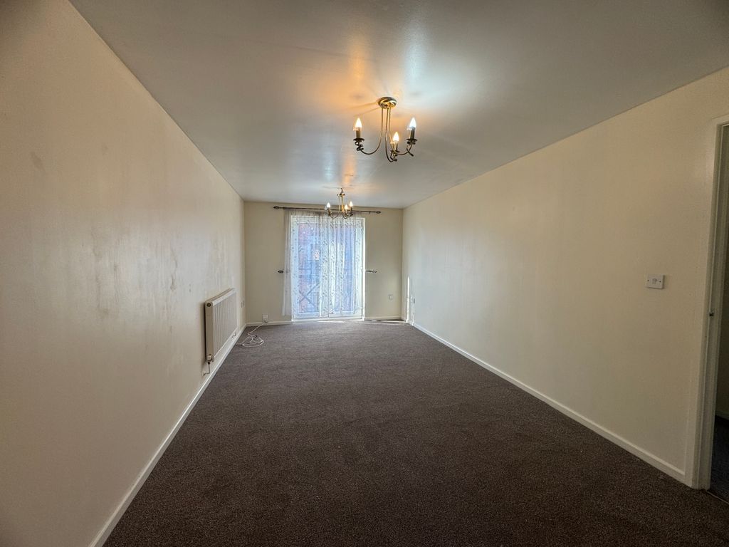 Property photo 2 of 6 Lounge/Diner