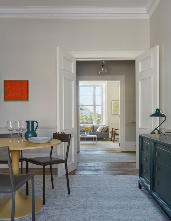 Property photo 2 of 19 Image