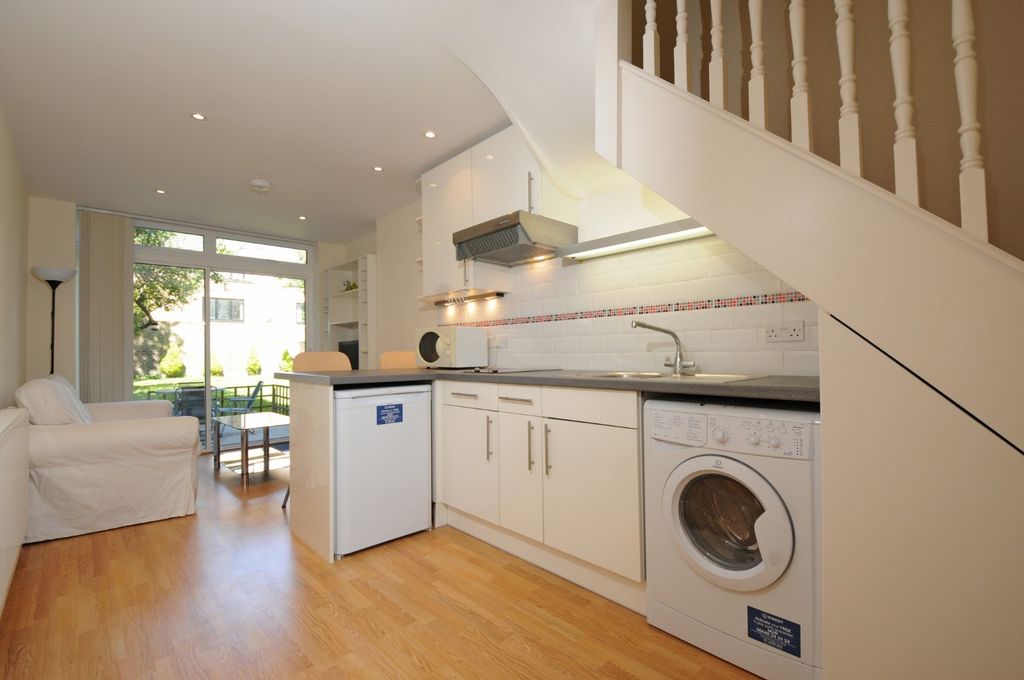 Property photo 2 of 5 Picture No. 16
