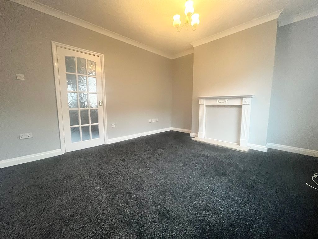 Property photo 2 of 9 Living Room