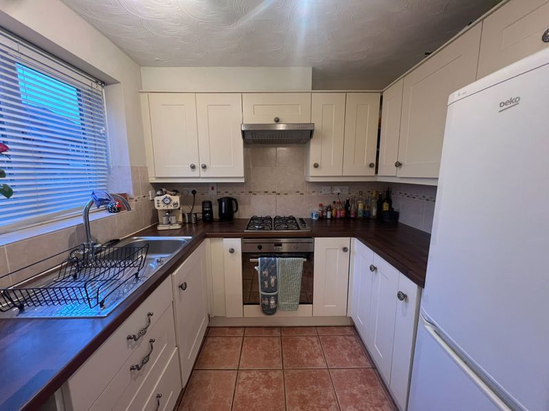 Property photo 2 of 11 Photo 16