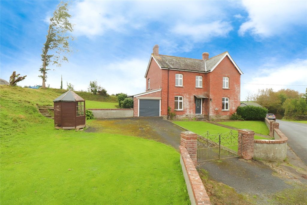 Property photo 1 of 20 Picture No. 03